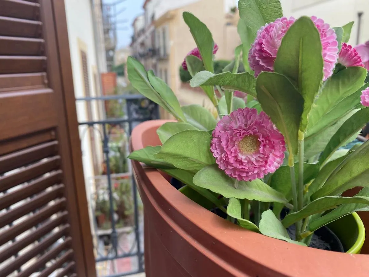 דירות פלרמו Casa Vetriera איטליה